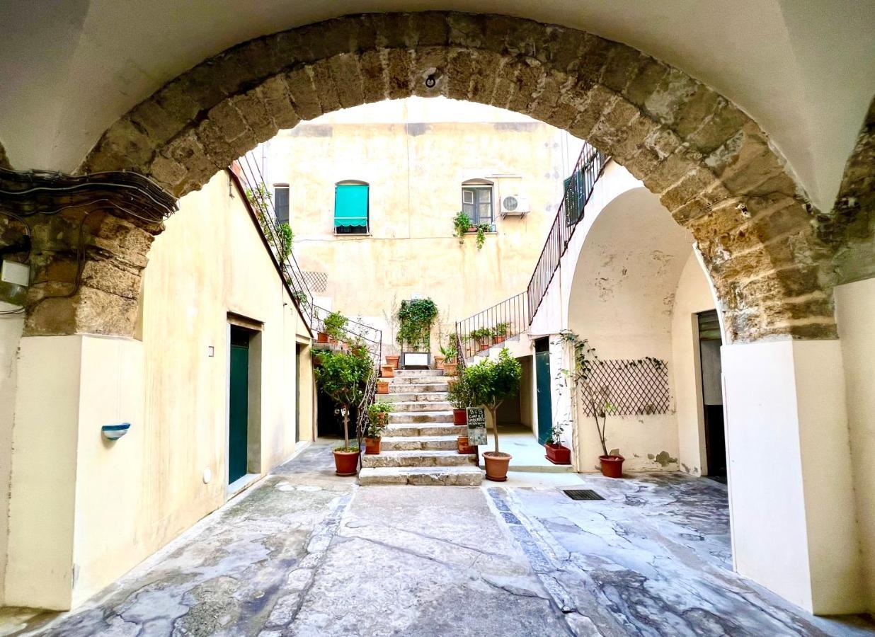 Bed and Breakfast Cortile Umberto I à Cefalù Extérieur photo